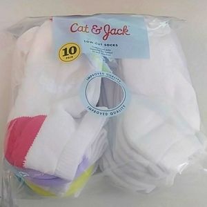 Cat & Jack Girls' 10pk Low Cut Athletic Socks Size M (9 - 2 1/2)